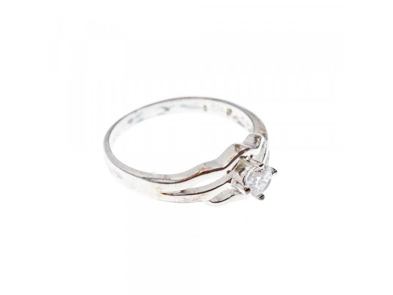 925 Sterling Silver CZ Ring Size 7
