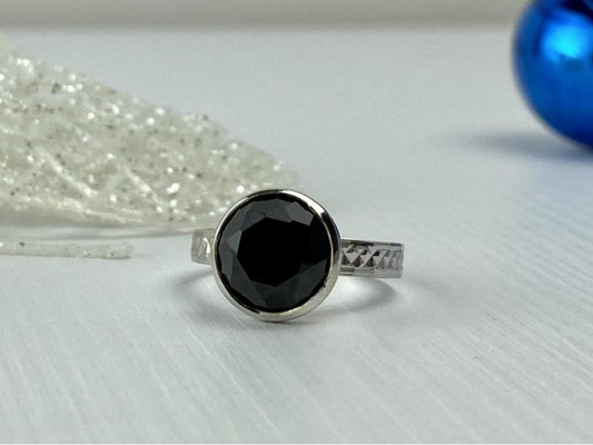 925 Sterling Silver Black Onyx Ring Size 8