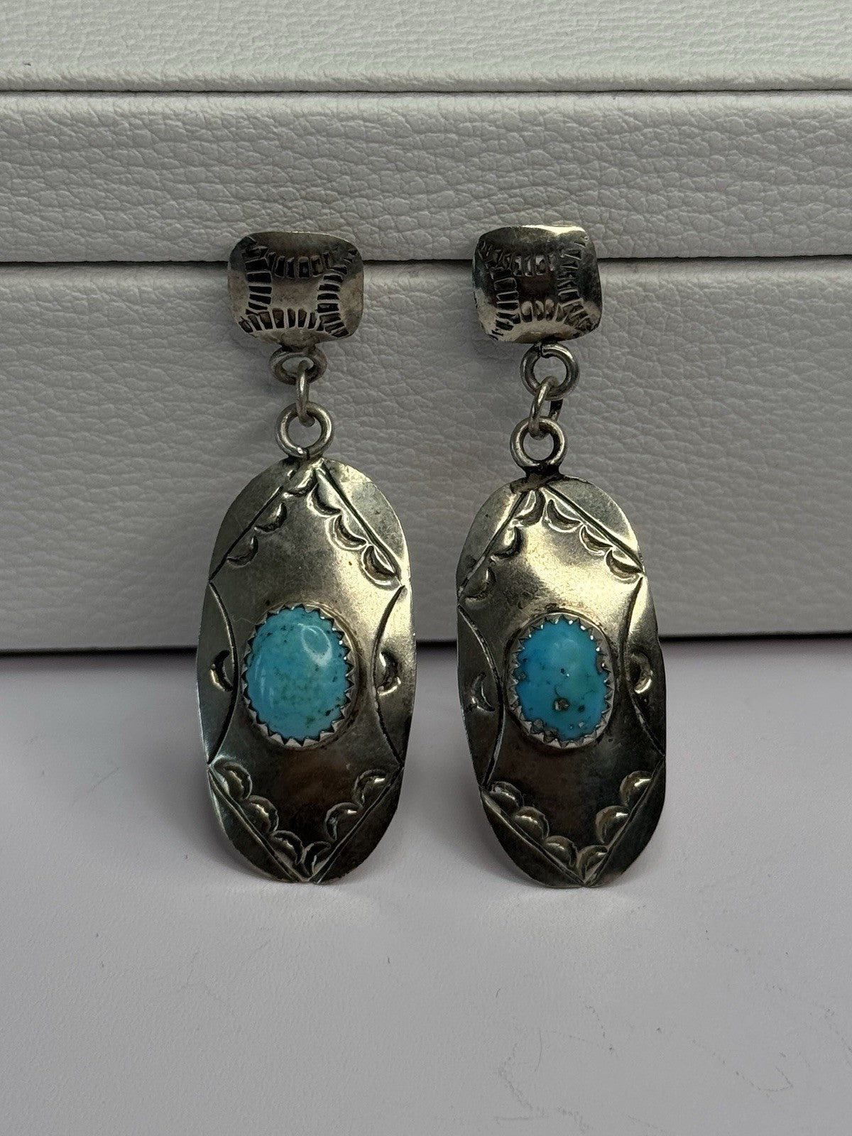 Vintage Native American 925 Sterling Turquoise Silver Earrings Length 1.90 Inch