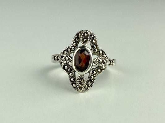 925 Sterling Silver Almandine & Marcasites Ring Size 7