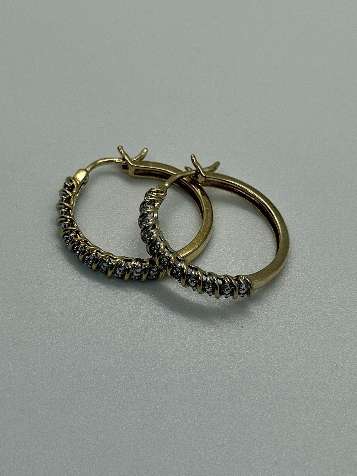 Elegant 925 Sterling Silver Gold Plated Diamond 0.11 CTW Earrings