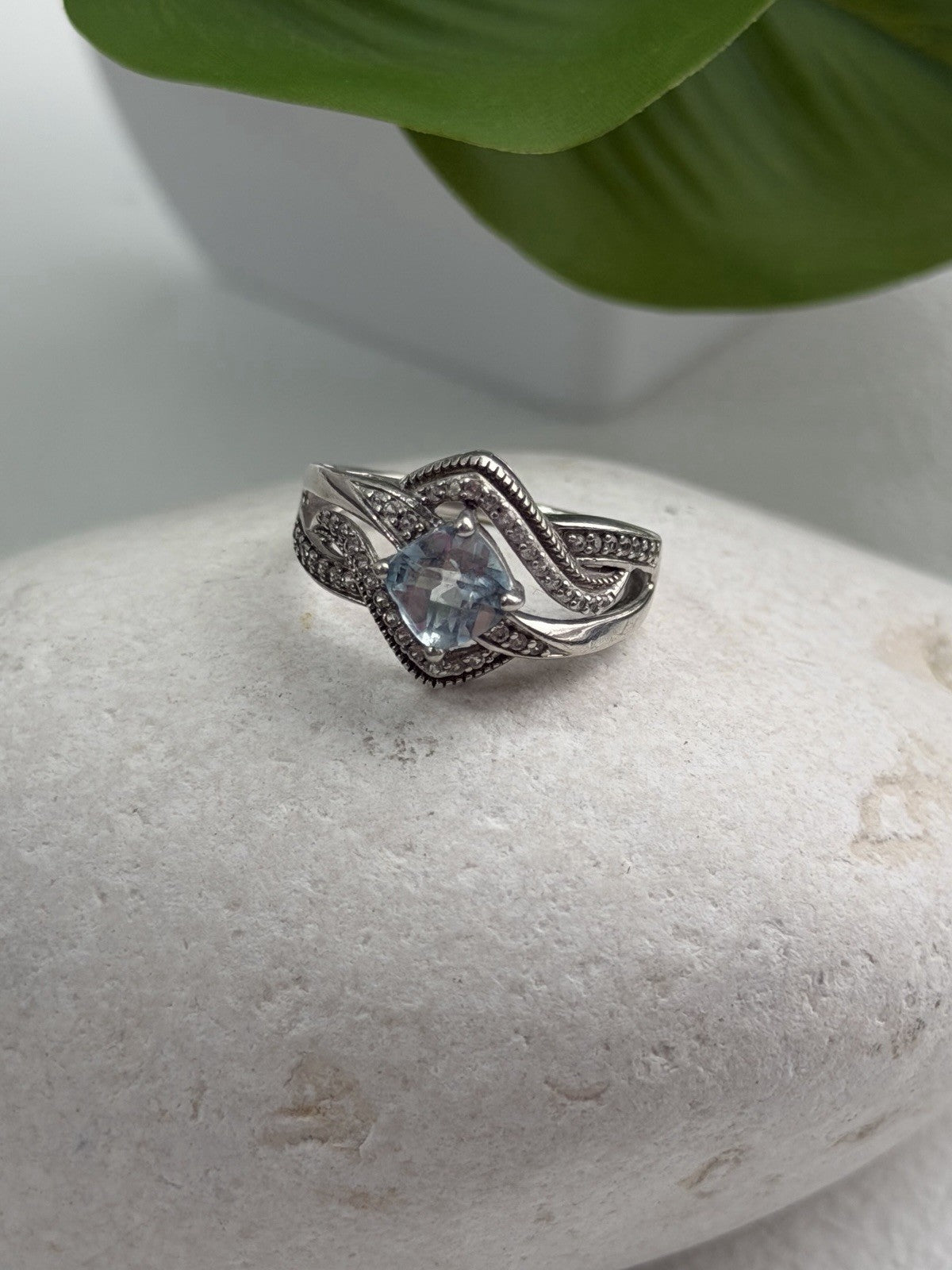 JWBR 925 Sterling Silver Topaz & Beryl Ring Size 7