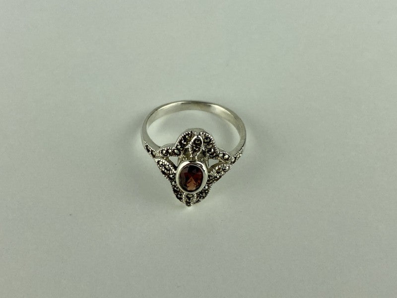 925 Sterling Silver Almandine & Marcasites Ring Size 7