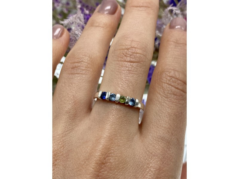 925 Sterling Silver Topaz, Peridot & Spinel Ring Size 9