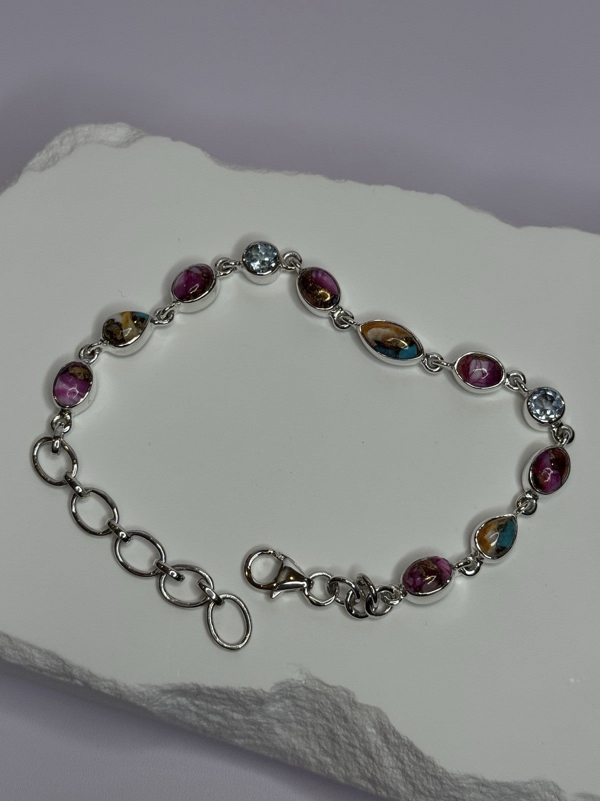 925 Sterling Silver Oyster Turquoise & Topaz Bracelet Length 6-8 Inch