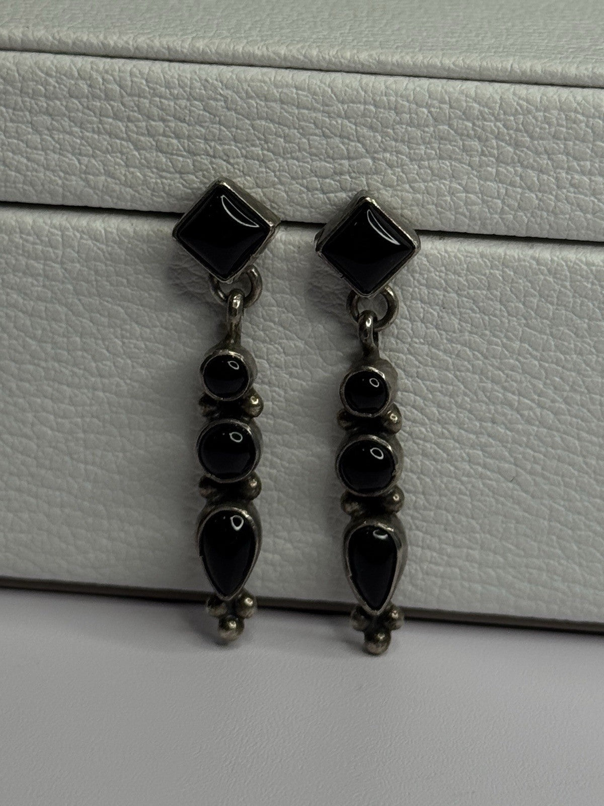 Vintage Jeneva J.A. 925 Sterling Silver Black Onyx Earrings Length 1.60 Inch