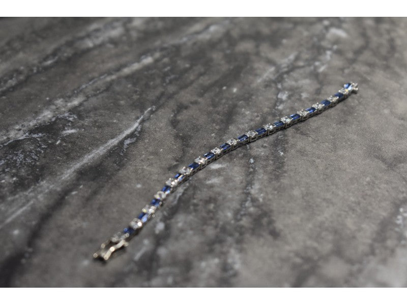 925 Sterling Silver Blue & White CZ Bracelet Size 7 IN