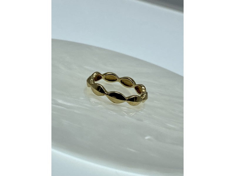 925 Sterling Silver Gold Plated Ring Size 6.5
