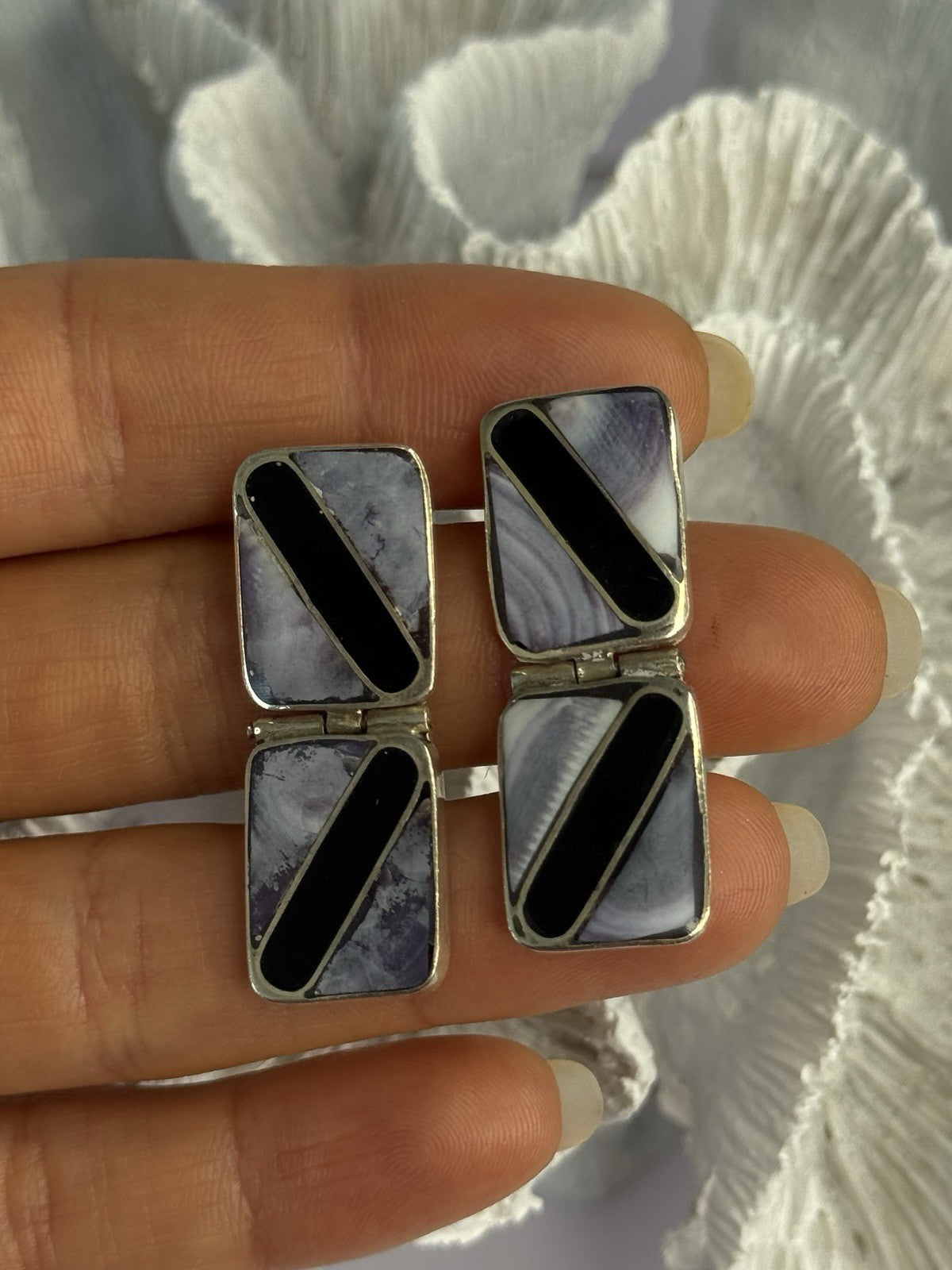 Vintage 925 Sterling Silver Agate & Onyx Earrings Length 1.50 Inch