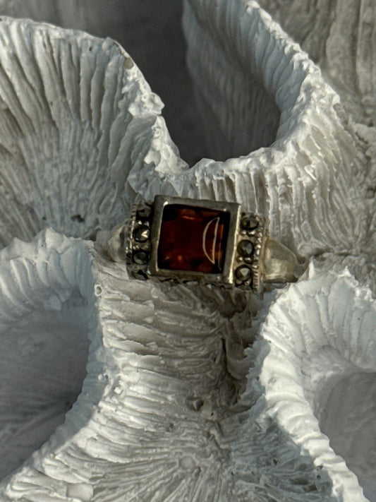 925 Sterling Silver Amber & Marcasite Ring Size 6.5