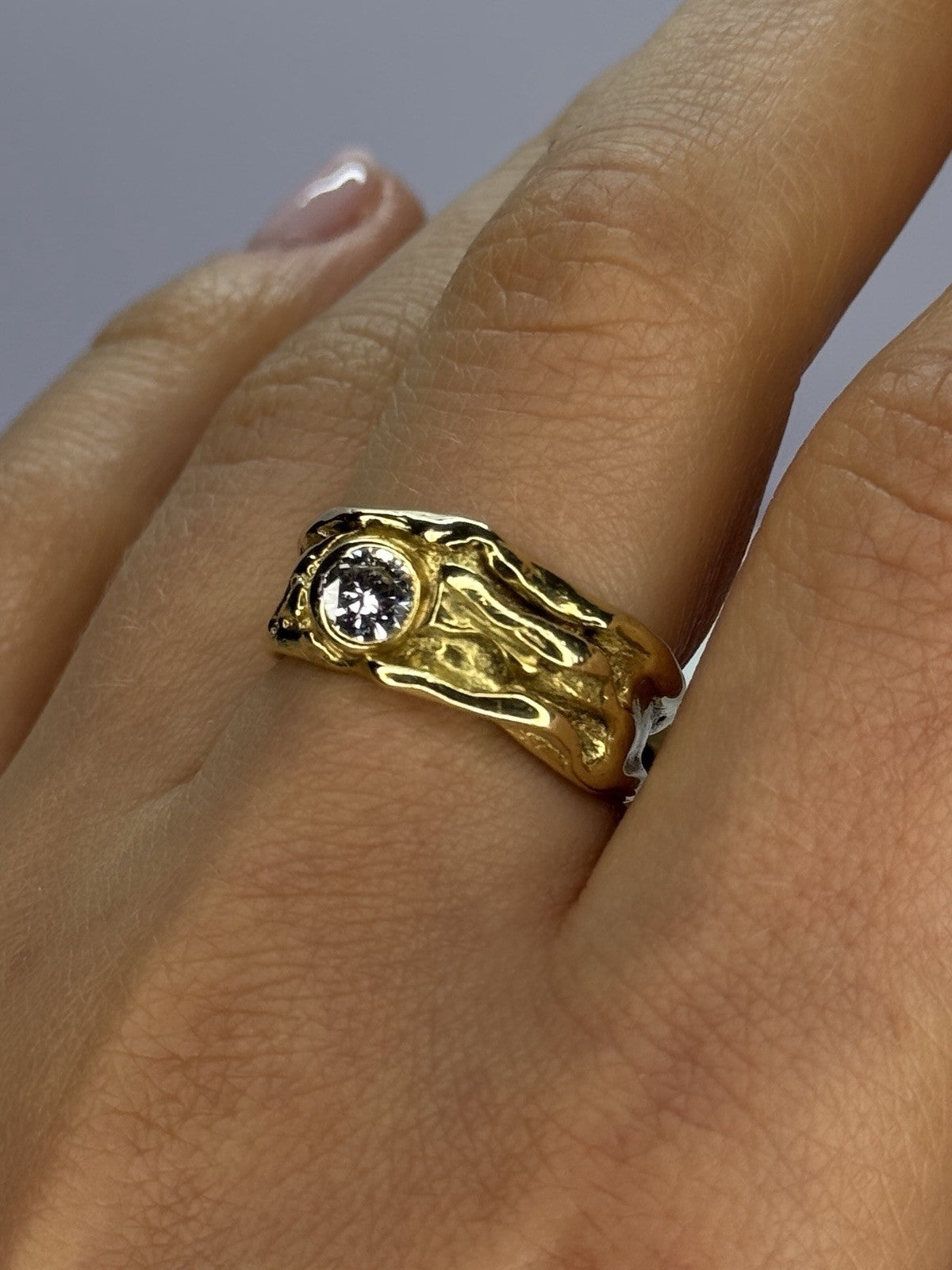 18K YELLOW GOLD DIAMOND 0.60 CARATS RING SIZE 7.5
