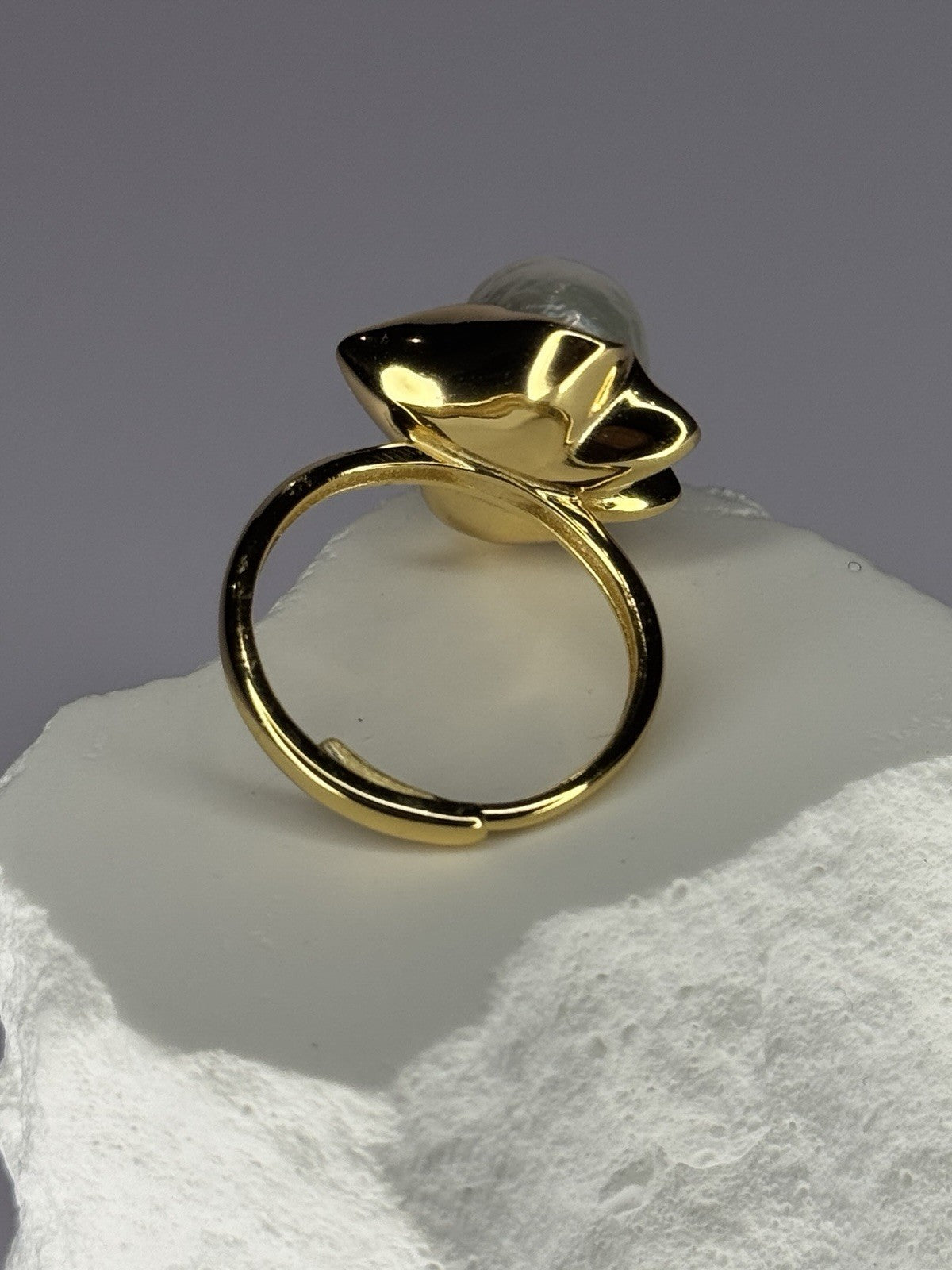 925 Sterling Silver  Gold Plated Pearl  "Ocean Mood" Ring Size Adjustable