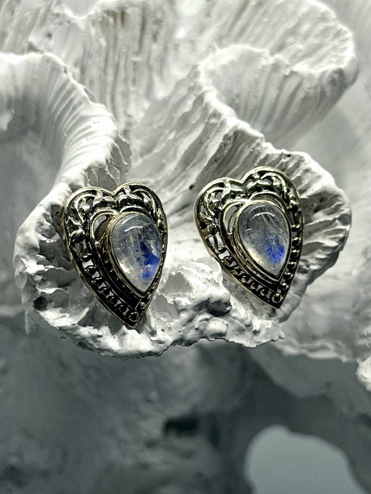 Vintage 925 Sterling Silver Moonstone Heart Earrings