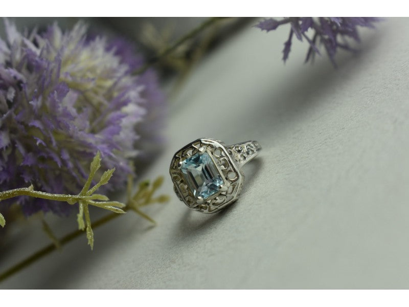 925 Sterling Silver Blue Spinel Openwork Ring Size 6