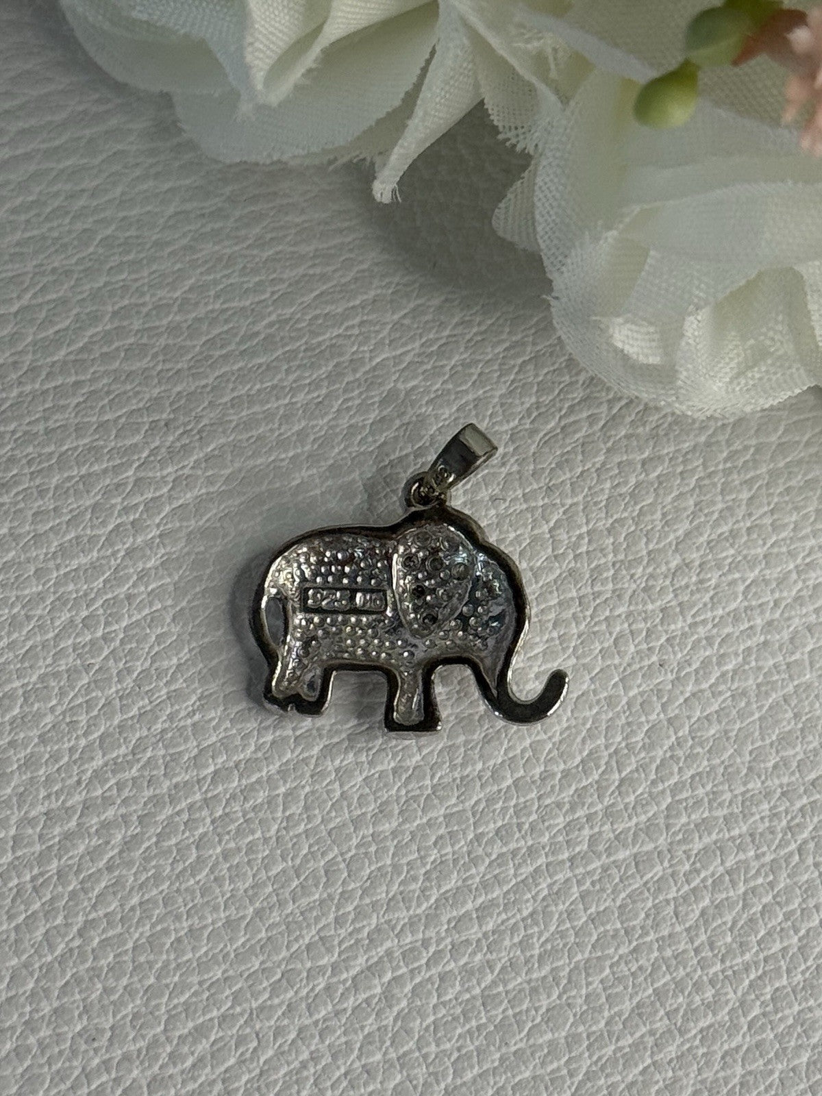 925 Sterling Silver Beryl Elephant Pendant Length 0.80 Inch