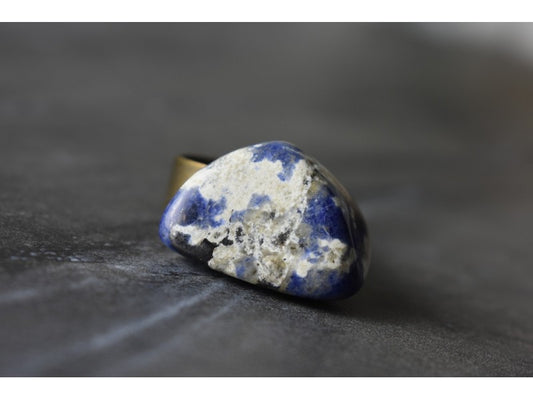 Designer's Ring with Sodalite Size 7.5