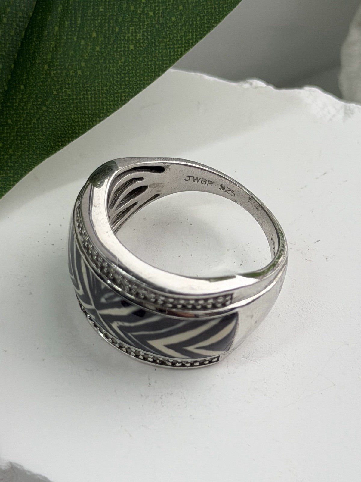 JWBR 925 Sterling Silver Enamel Zebra Stripe Diamonds Ring Size 8