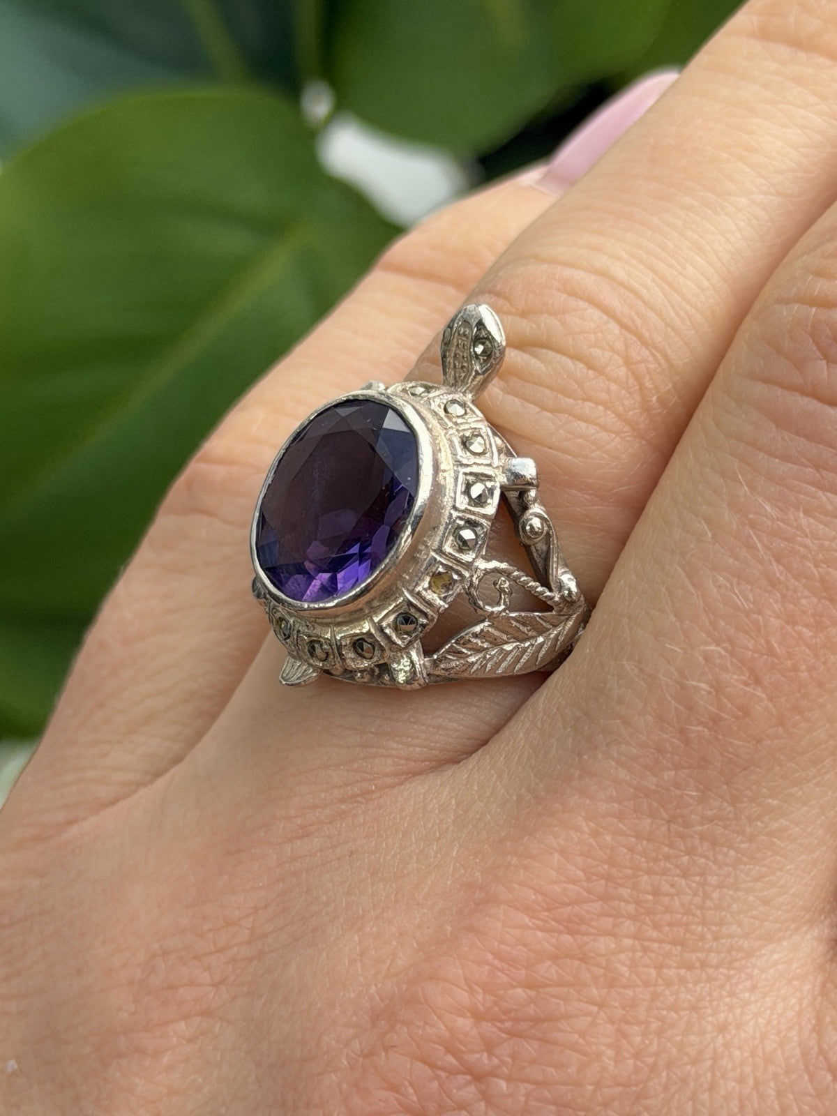 925 Sterling Silver Turtle Amethyst & Marcasite Ring Size 6