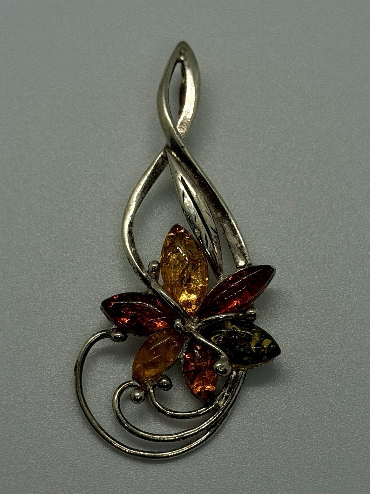 Vintage 925 Sterling Silver Multicolor Baltic Amber Floral Pendant