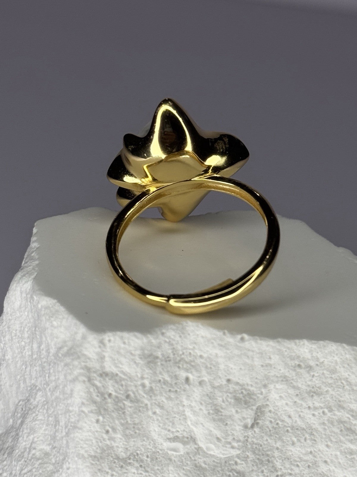 925 Sterling Silver  Gold Plated Pearl  "Ocean Mood" Ring Size Adjustable