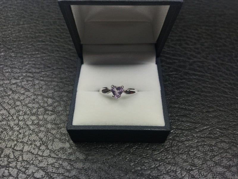 925 Sterling Silver Amethyst "Heart" Ring Size 8.5