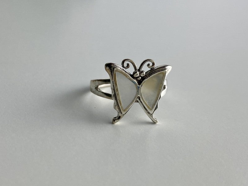 925 Sterling Silver Mother Of Pearl "Butterfly" Ring Size 8.5