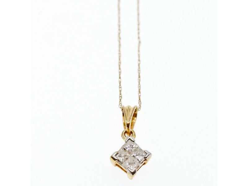 10/14 Yellow Gold White Sapphire Chain With Pendant
