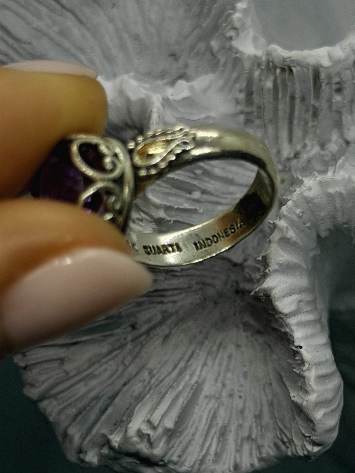 925 Sterling Silver & 18K Yellow Gold Part Amethyst Ring Size 5