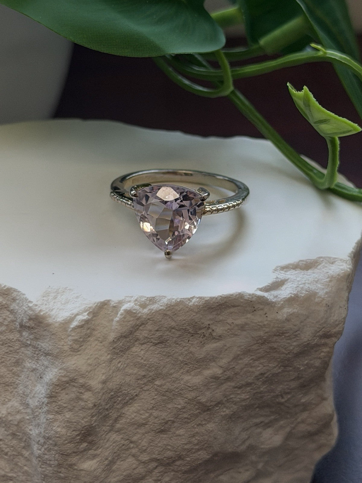 925 Sterling Silver Lilac Tone Morganite Ring Size 9