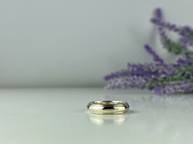 925 Sterling Silver Classic Band Ring Size 5.5
