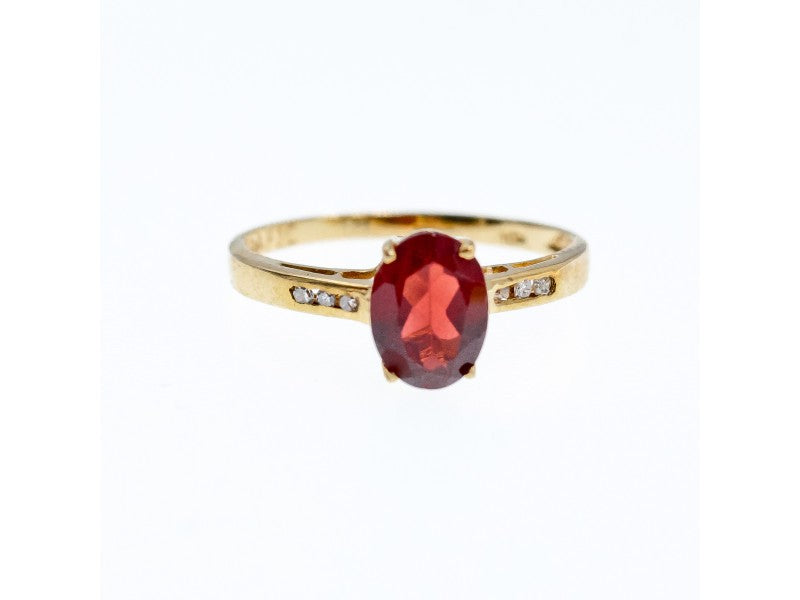 10K Yellow Gold Garnet & Diamonds Ring Size 6.5