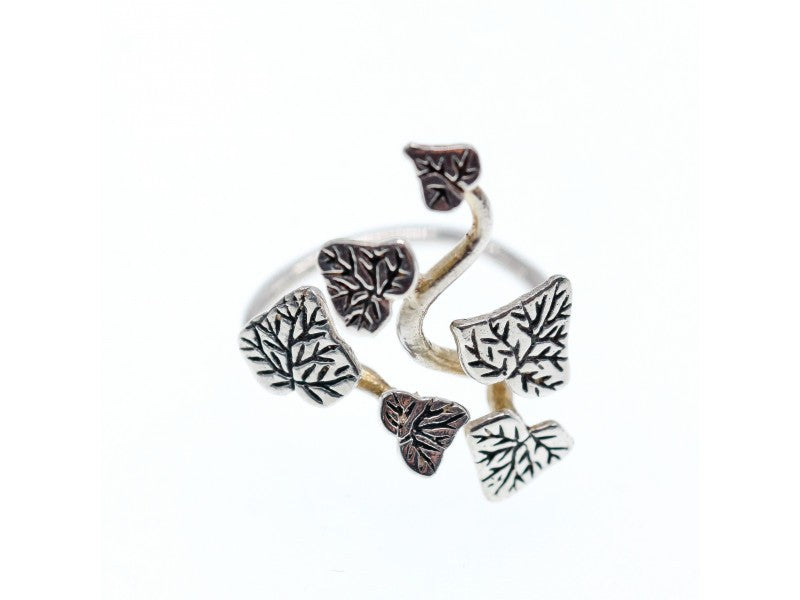 925 Sterling Silver "Leaf" Ring Size 8 (Adjustable)