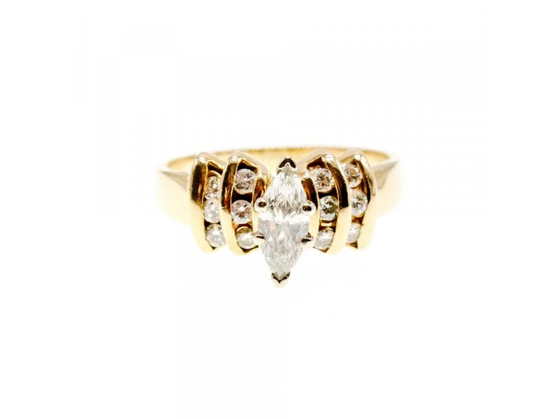 14K Yellow Gold Diamonds Ring Size 10.5