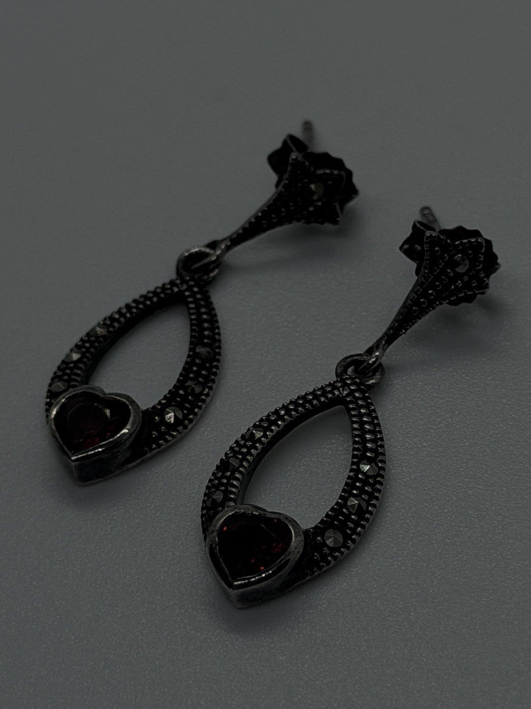 Vintage 925 Sterling Silver Garnet Heart & Marcasite Dangle Drop Earrings