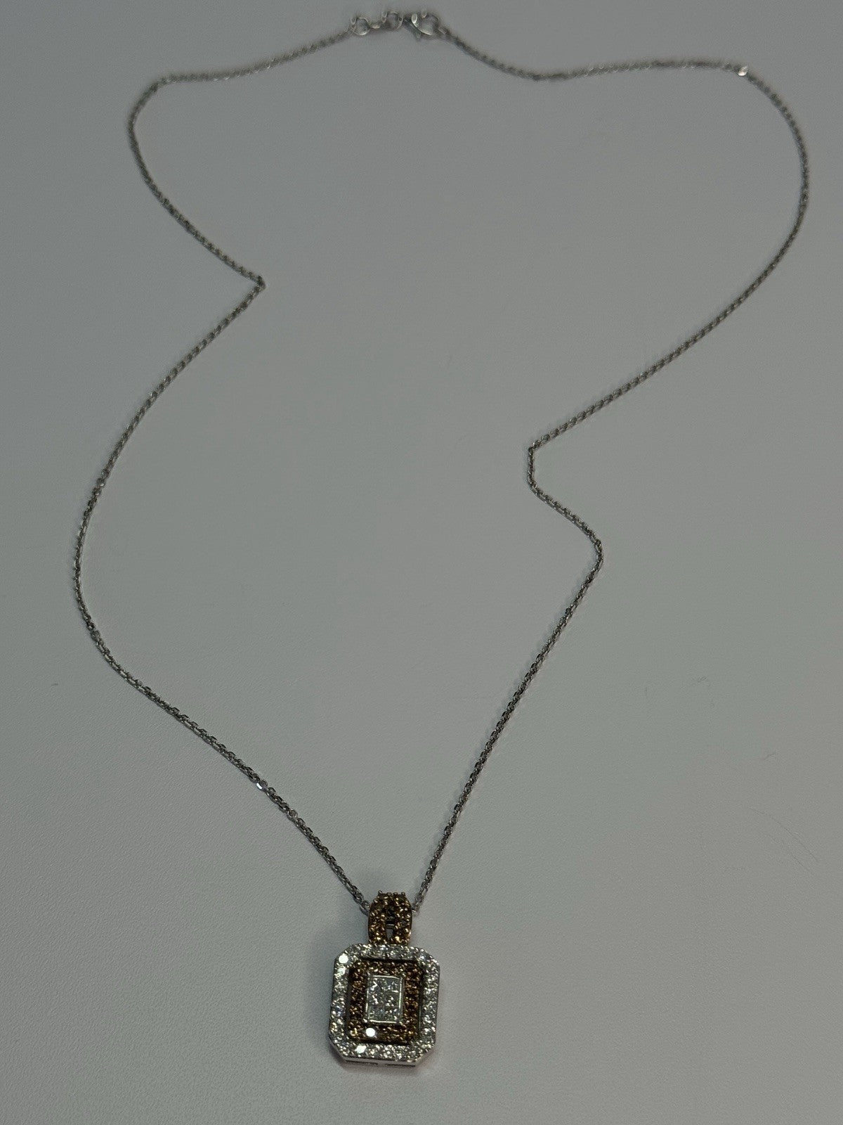 14K WHITE GOLD HESSONITE & DIAMOND NECKLACE LENGTH 18 INCH