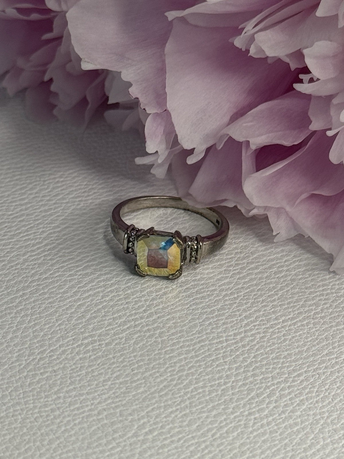 925 Sterling Silver CZ Ring Size 9