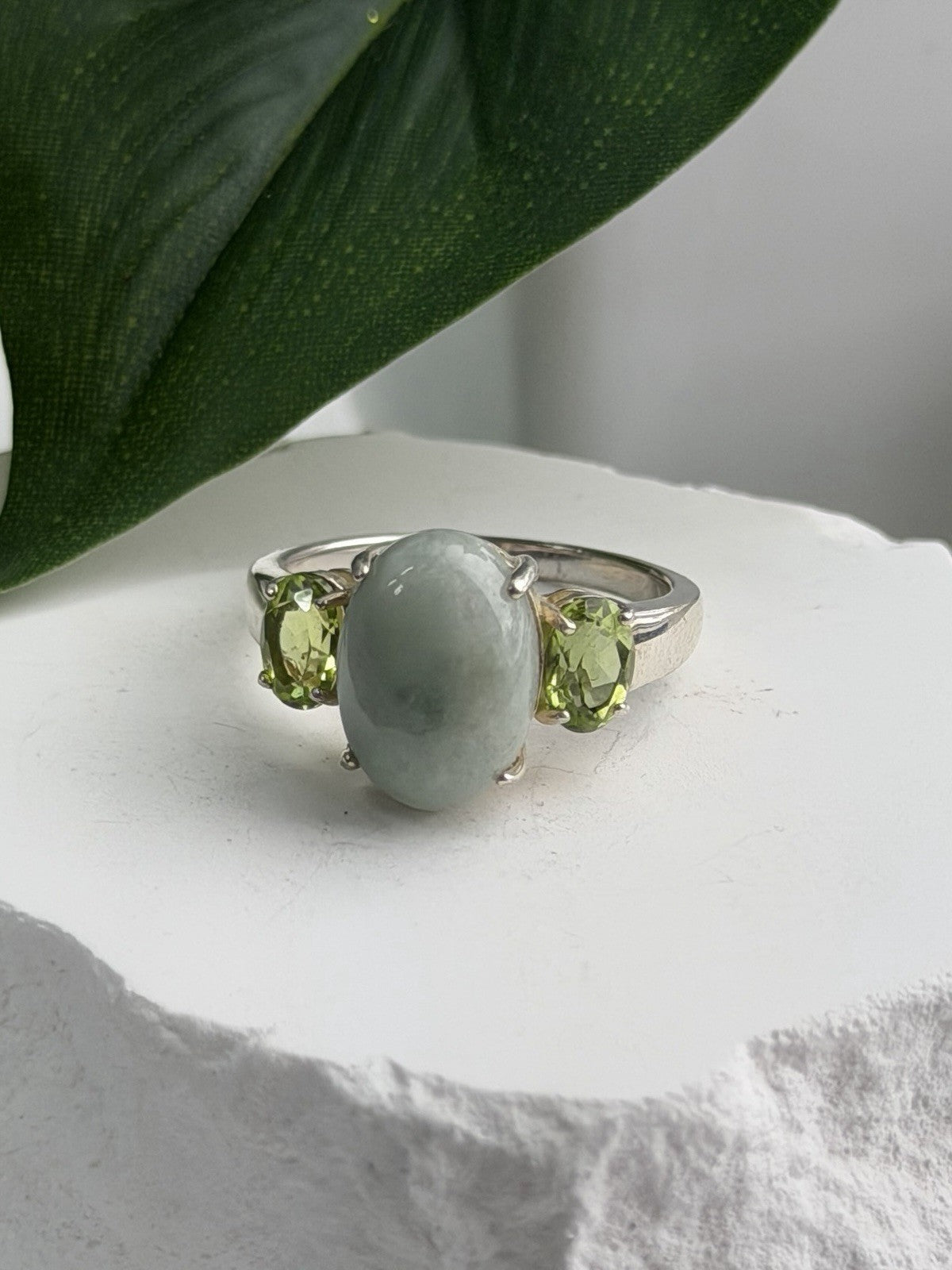Joy 925 Sterling Silver Jade & Peridot Ring Size 10