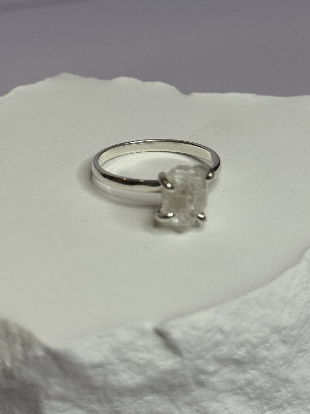 925 Sterling Silver Raw & Rough-Cut Diamond Ring Size 6.5