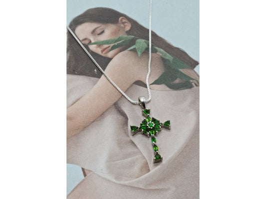 925 Sterling Silver Emeralds Chain With Cross