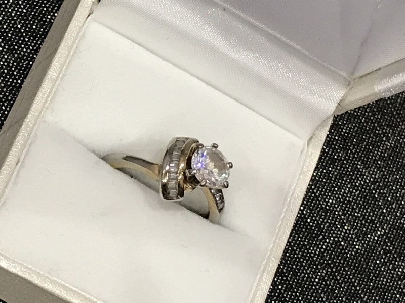925 Sterling Silver CZ Ring Size 6.5