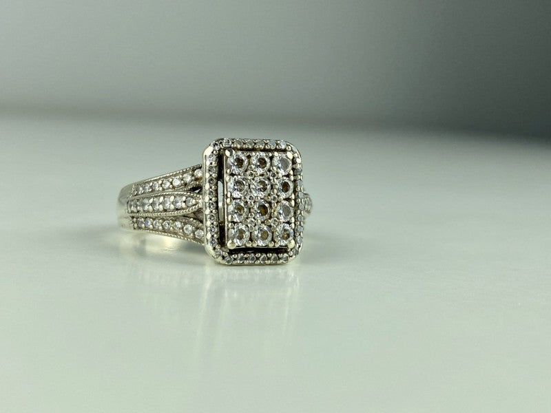 925 Sterling Silver CZ Ring Size 7