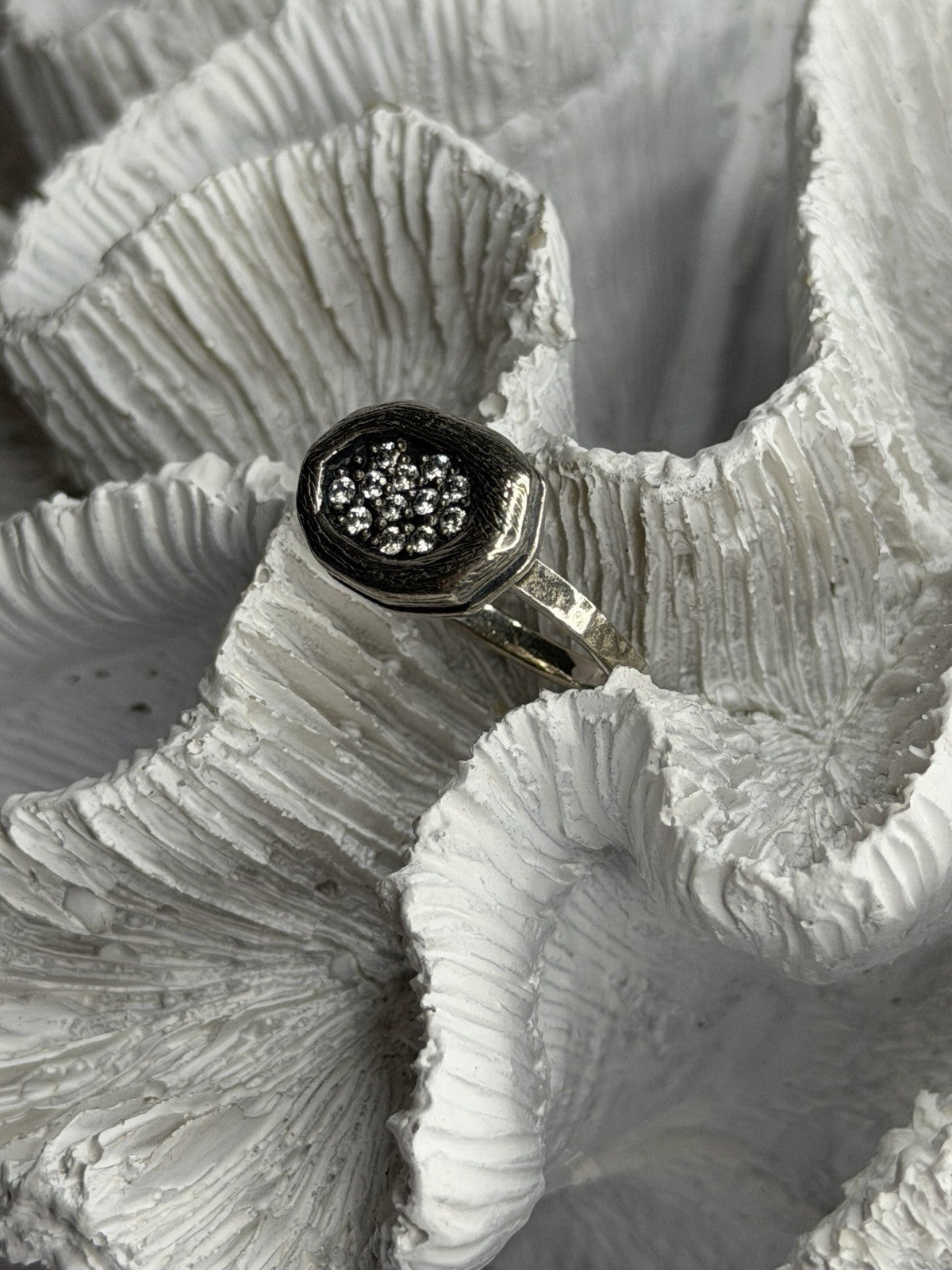 Unique Design 925 Sterling Silver Cz Ring Size 8