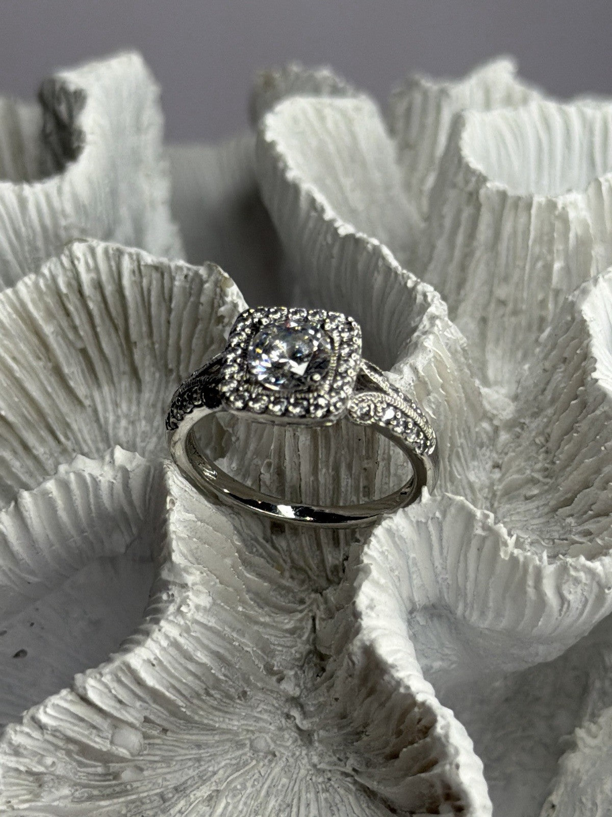 Shiny 925 Sterling Silver Cz Ring Size 10