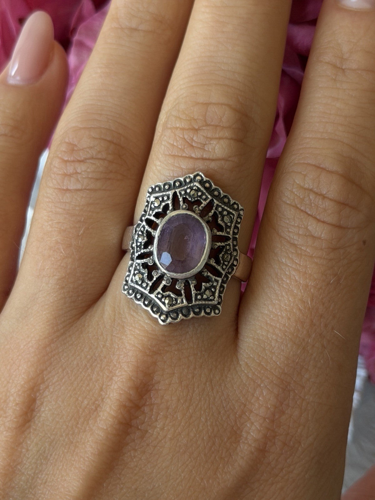 Vintage 925 Sterling Silver Amethyst & Marcasite Ring Size 8