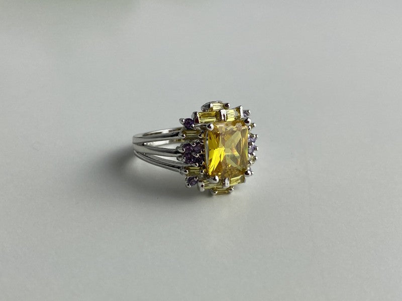 925 Sterling Silver Yellow & Purple CZ Ring Size 7