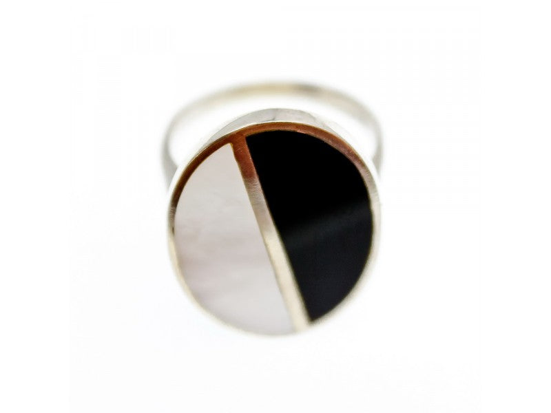925 Sterling Silver Mother OF Pearl & Enamel Ring Size 9.75