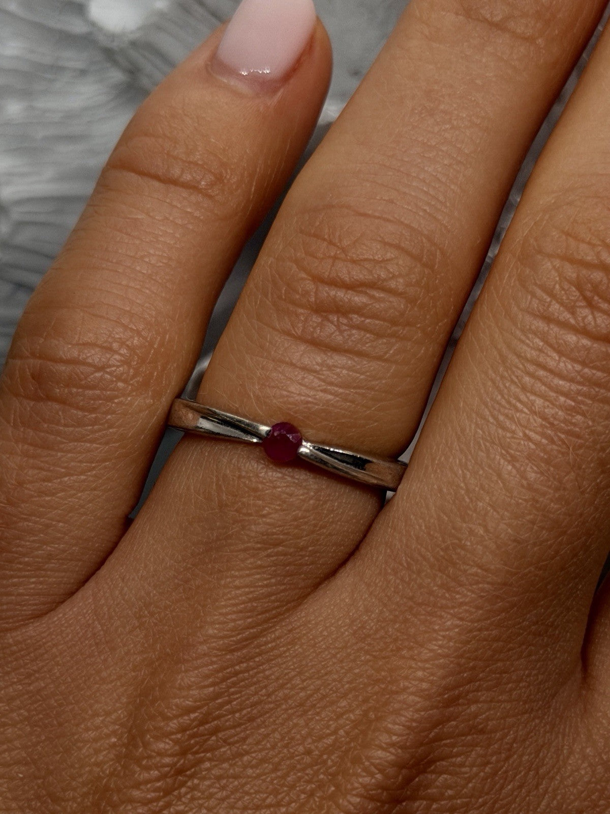 Minimalist Bypass Design 925 Sterling Silver Ruby Solitaire Ring Size 7