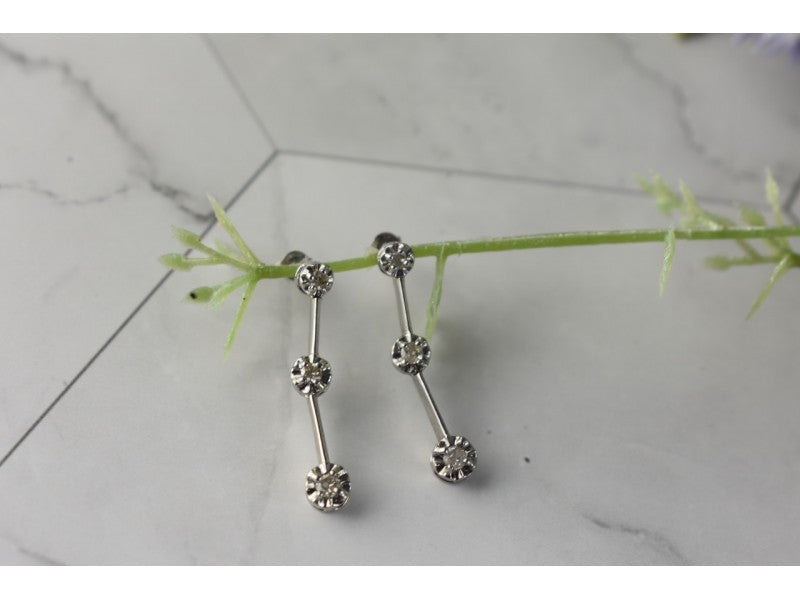 10K White Gold Diamonds Stud Earrings