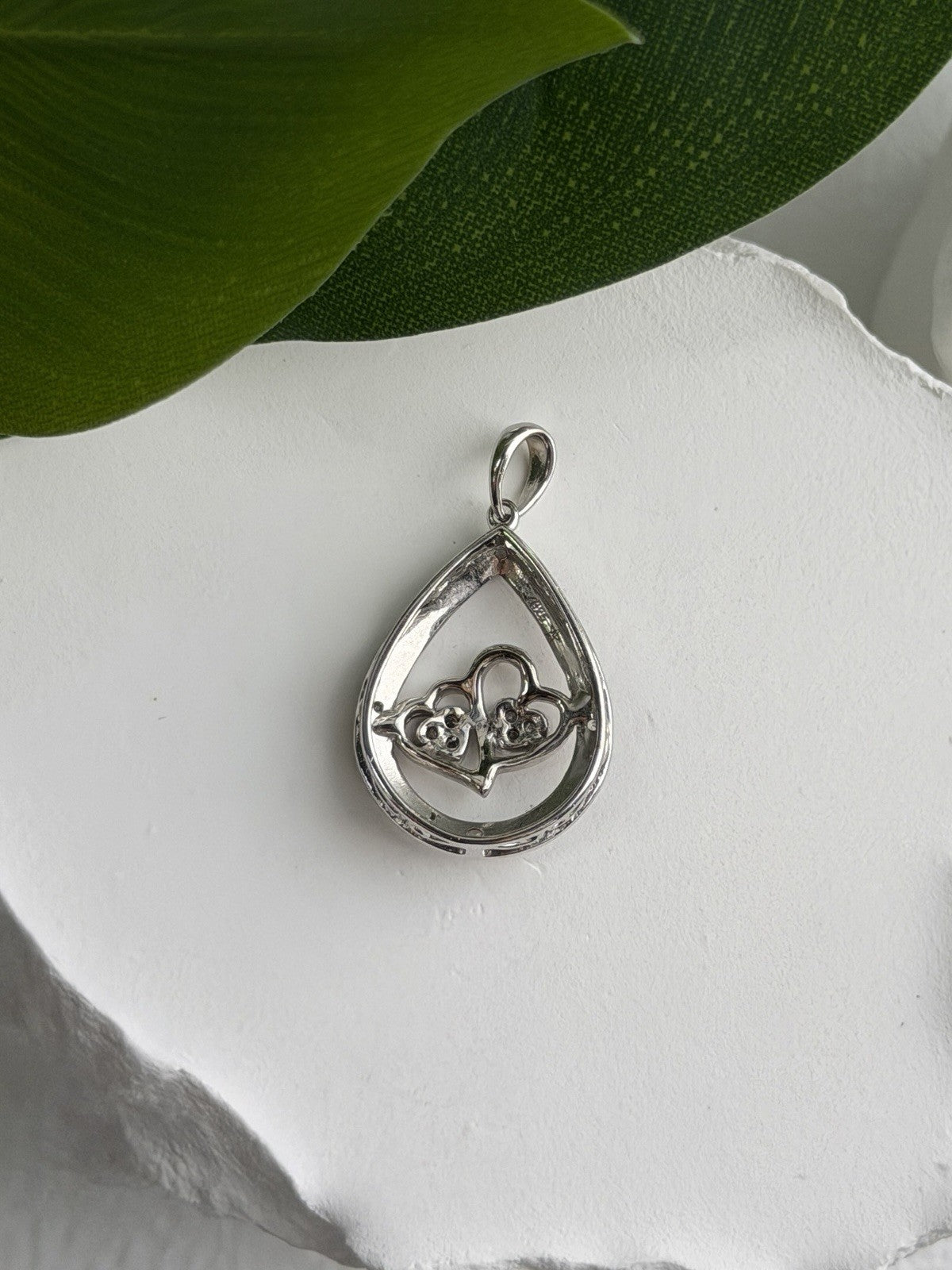 925 Sterling Silver Diamond 0.09 ctw Heart Pendant