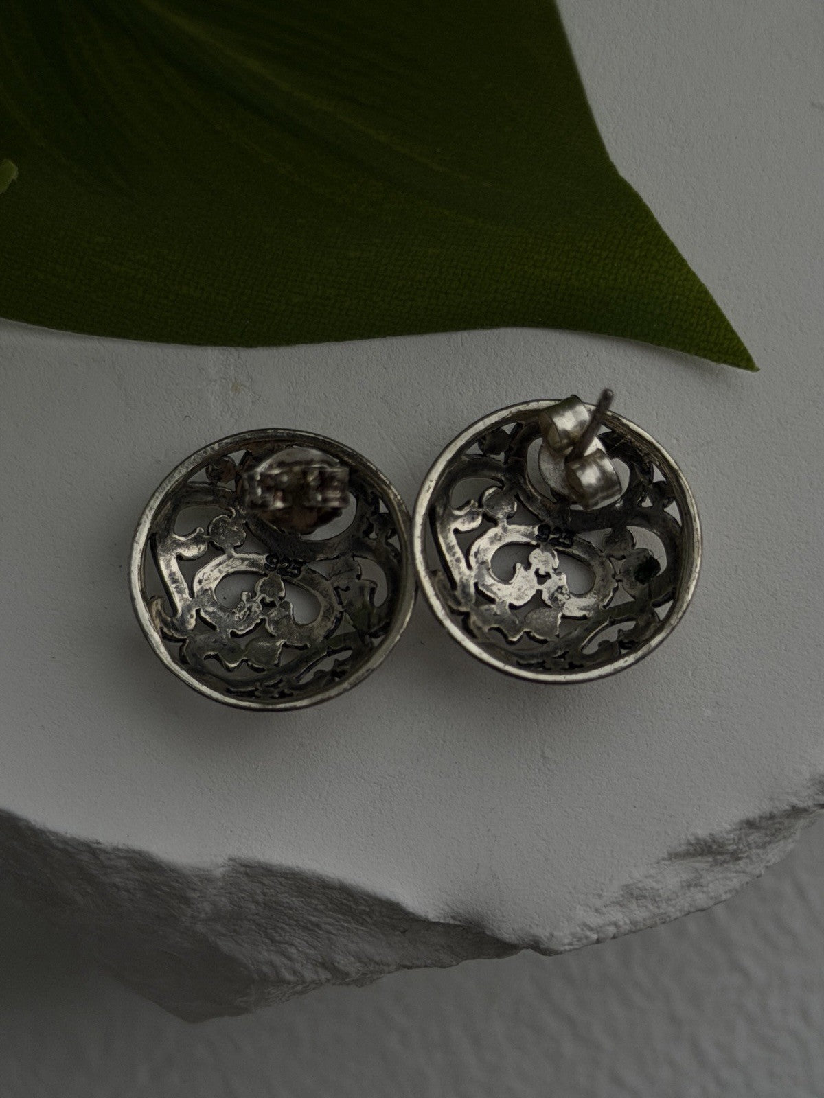 Vintage Scroll Stud Ornate Filigree Dome 925 Sterling Silver Earrings